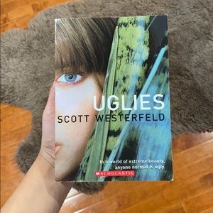 Uglies Book